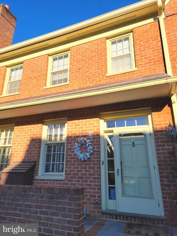 property at 251 W Montgomery Ave