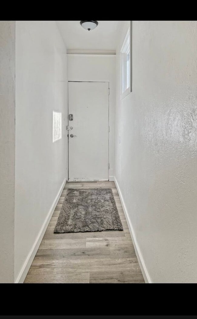 566 E 800 S in Salt Lake City, UT - Building Photo - Building Photo
