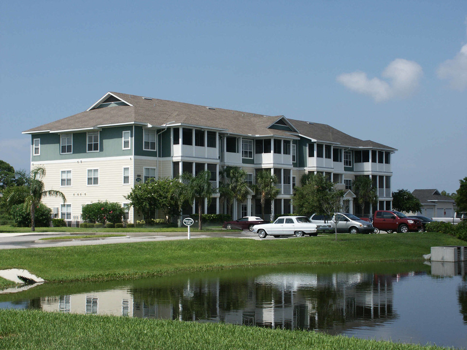 Palms Of Cortez in Bradenton, FL - Foto de edificio