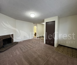 17/19 S. Roosevelt, Unit 19D in Walla Walla, WA - Building Photo - Building Photo