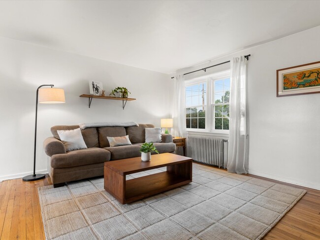 6003 E 28th Ave in Denver, CO - Foto de edificio - Building Photo