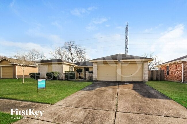 2507 Ironclad Dr in League City, TX - Building Photo - Building Photo