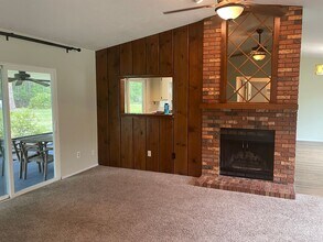 2716 NW 68th Ave in Gainesville, FL - Building Photo - Building Photo