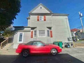 111 N Indiana Ave-Unit -1 in Watertown, NY - Building Photo - Building Photo