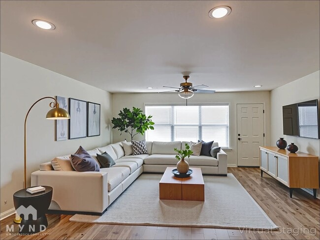 property at 313 E Thurman St