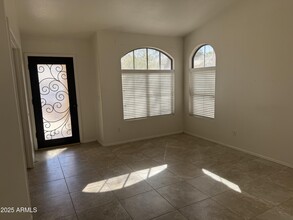 4752 E Lavender Ln in Phoenix, AZ - Building Photo - Building Photo