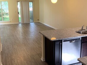 2717 Bay Club Dr in Navarre, FL - Building Photo - Building Photo