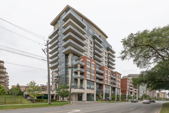 25 Fontenay Ct
