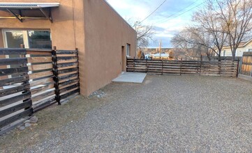 925 Dunlap St in Santa Fe, NM - Building Photo - Building Photo