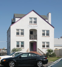 207 12th St in Virginia Beach, VA - Building Photo - Building Photo