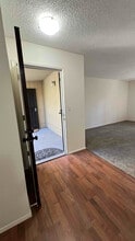3591 Quail Lakes Dr in Stockton, CA - Building Photo - Building Photo