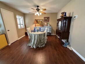 1014 Graham Dr in Tomball, TX - Building Photo - Building Photo