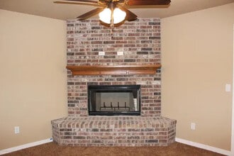 5010 Gloster St in Amarillo, TX - Foto de edificio - Building Photo