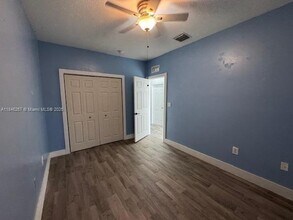 1172 NE 32nd Terrace in Homestead, FL - Foto de edificio - Building Photo