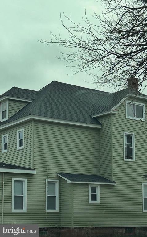 property at 242 Grant St