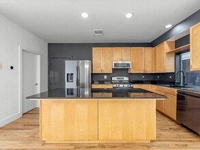 4421 Eigel St in Houston, TX - Building Photo - Building Photo