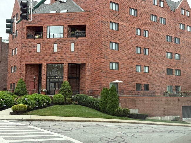 property at 44 Elm St