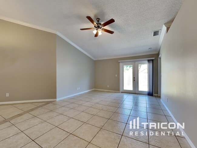 4710 S Dawnmeadow Ct in Plant City, FL - Foto de edificio - Building Photo