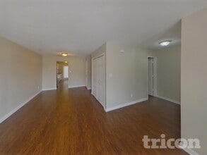 7290 Oakley Ct in Union City, GA - Foto de edificio - Building Photo