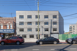 Gun Hill Road Apartments in Bronx, NY - Building Photo - Building Photo