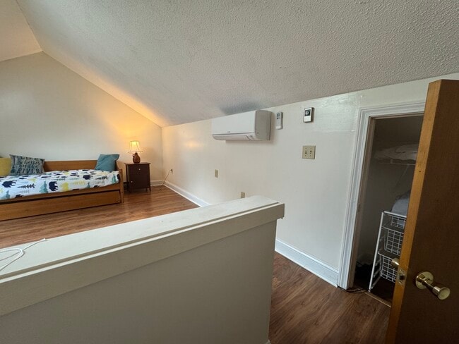 56 Mountain River Ave, Unit Riverfront ski condo in Thornton, NH - Foto de edificio - Building Photo