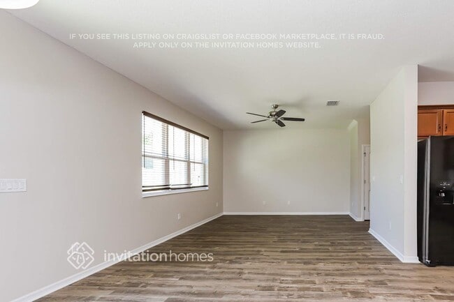 7502 Sunshine Bridge Ave in Gibsonton, FL - Building Photo - Building Photo