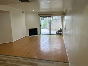 4760 Templeton St, Unit 3114 in Los Angeles, CA - Building Photo - Building Photo