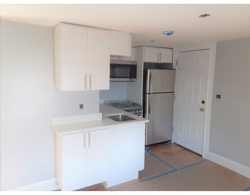 293 Fayette St-Unit -3-1 in Quincy, MA - Foto de edificio