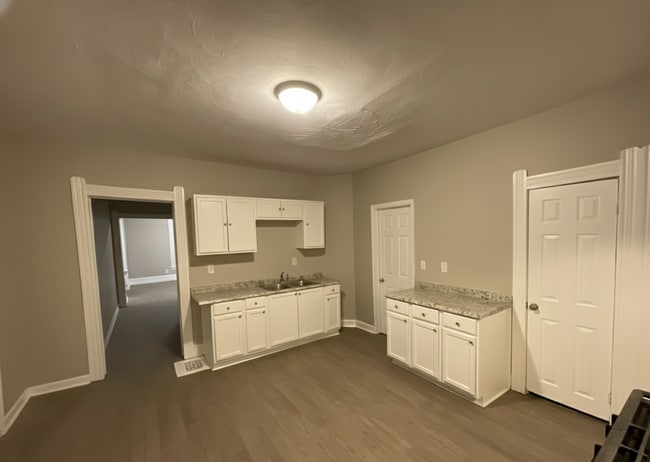 1155 W 9th St in Lorain, OH - Building Photo - Building Photo