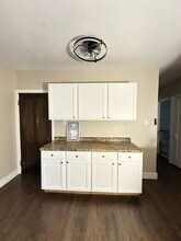 3470 N Newhall St in Milwaukee, WI - Building Photo - Building Photo