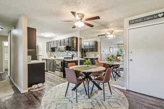 The Montecito Apartments in Colorado Springs, CO - Foto de edificio - Building Photo