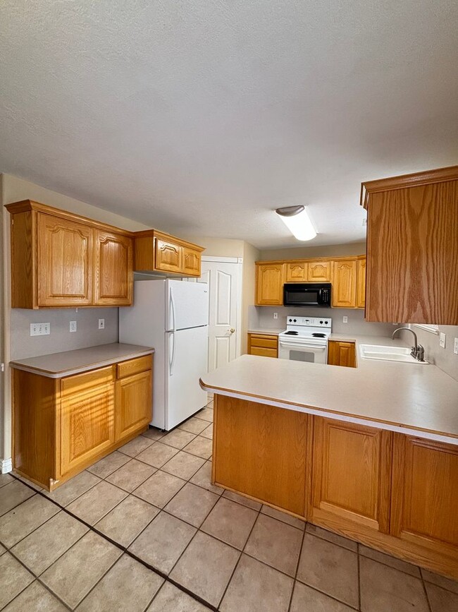 property at 966 W 1075 S
