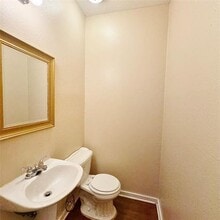 1328 Fletcher St in Dallas, TX - Building Photo - Building Photo