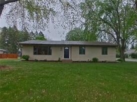 14015 Flay Ave N in Hugo, MN - Building Photo