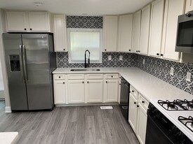 117 Grenoble Rd in Peachtree City, GA - Building Photo