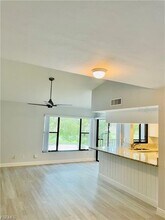 5650 Trailwinds Dr, Unit 122 in Ft. Myers, FL - Building Photo - Building Photo