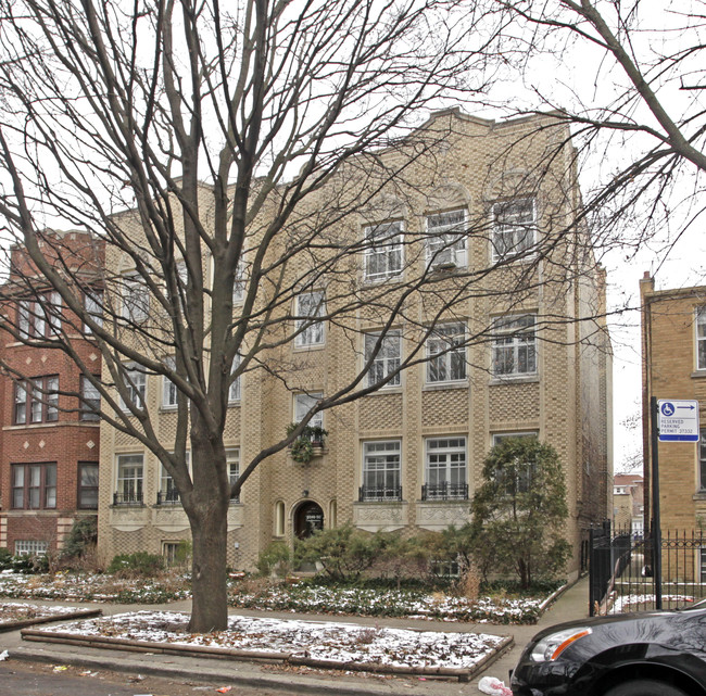 6248 N Washtenaw Ave in Chicago, IL - Building Photo - Building Photo