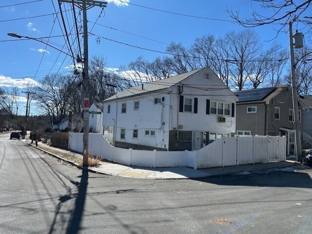 2 Gladeside Ter, Unit 1