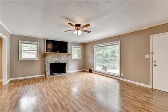 156 Main St NW in Lilburn, GA - Building Photo - Building Photo