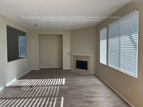 8258 Bakal Dr in Riverside, CA - Foto de edificio - Building Photo