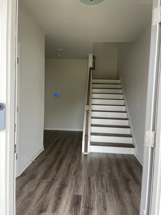 2810 Aralynn Wy in College Park, GA - Building Photo - Building Photo