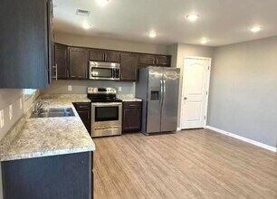 2601 Hailey Rose Way in Lexington, KY - Building Photo - Building Photo