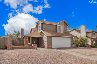 6533 E Beverly Ln in Scottsdale, AZ - Building Photo - Building Photo