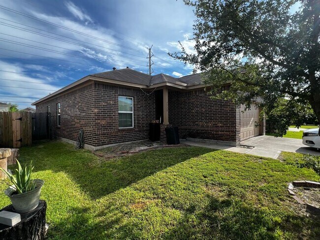 7718 Foxwaithe Ln in Humble, TX - Building Photo - Building Photo