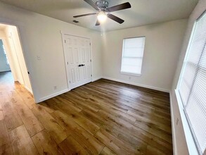 104 Lakeview St in Whitehouse, TX - Building Photo - Building Photo