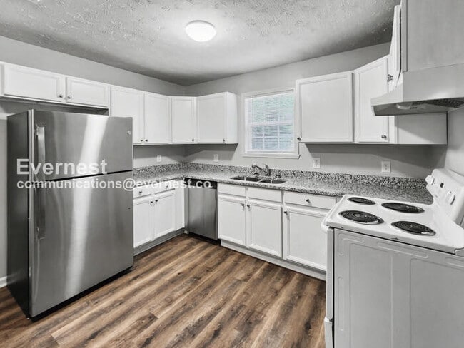 234 Elm Pl in Monroe, GA - Building Photo - Building Photo