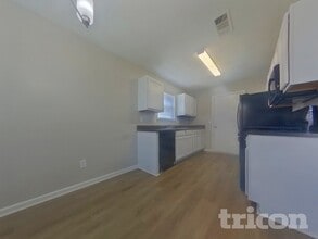 4928 Bryant Dr in Snellville, GA - Building Photo - Building Photo