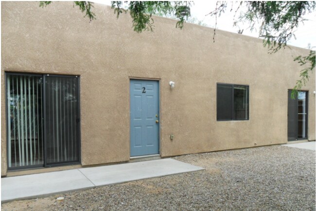 802 E Lester St, Unit 2 Bed / 2 Bath Near UofA in Tucson, AZ - Building Photo - Building Photo