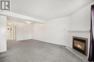 6233-6233 Tealwood Pl in Ottawa, ON - Building Photo - Building Photo