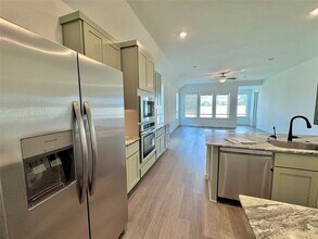 3315 Daily Harvest Dr in Pearland, TX - Building Photo - Building Photo